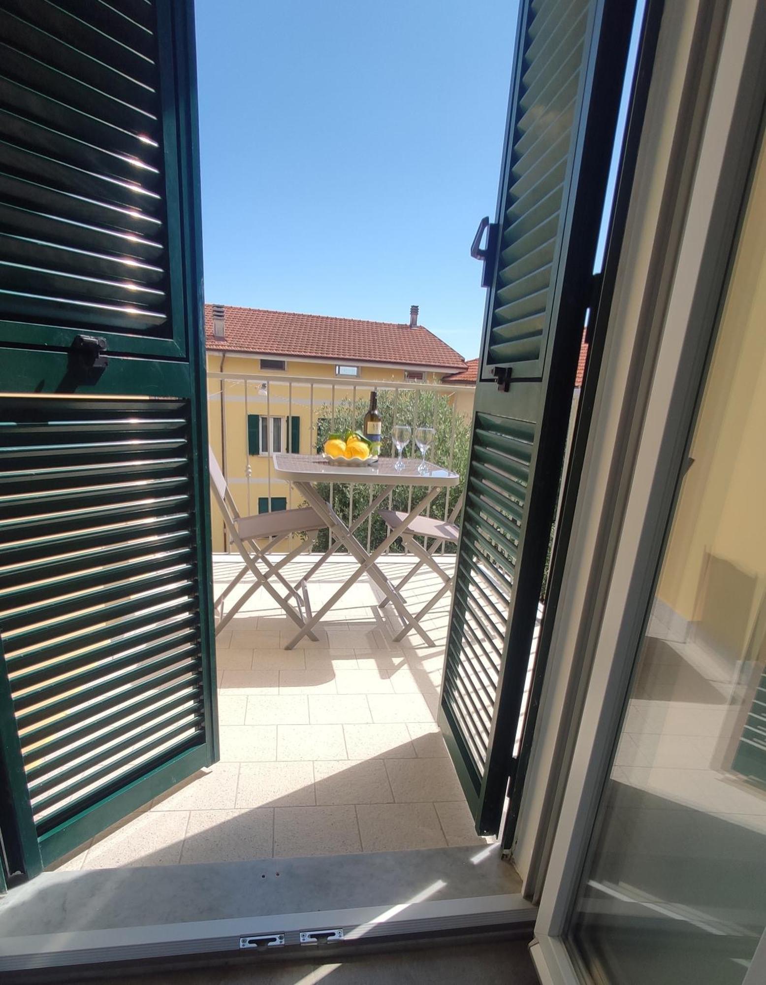Casa Enzo Ξενοδοχείο Λα Σπέτσια Εξωτερικό φωτογραφία